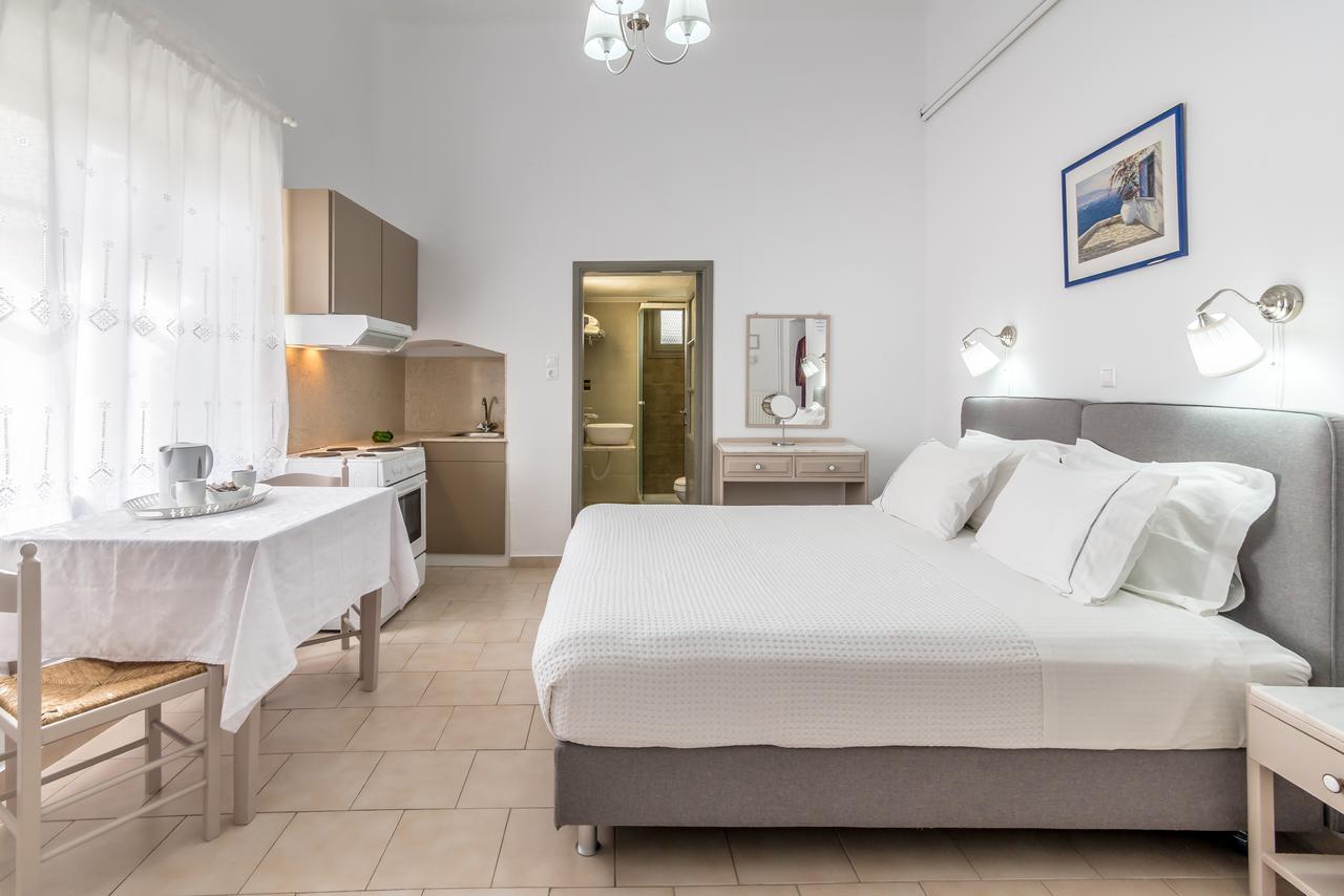 Milos Apartments Adamantas  Exterior photo