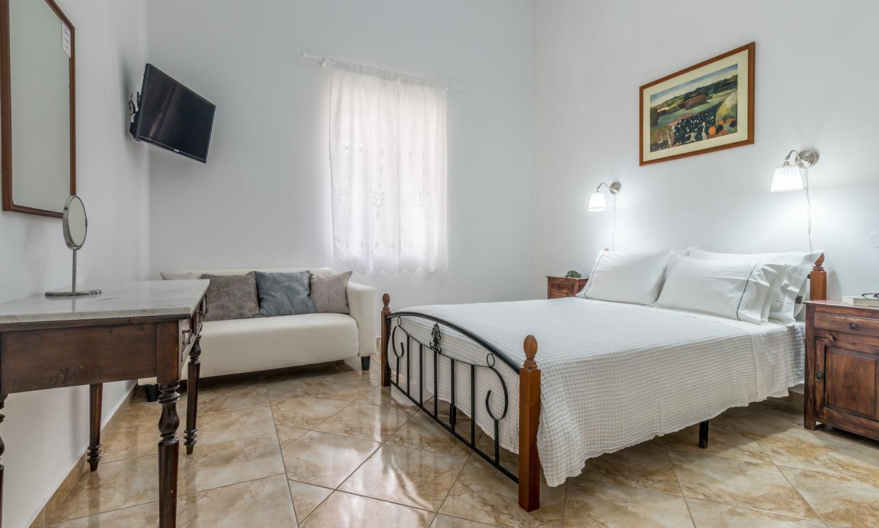 Milos Apartments Adamantas  Exterior photo